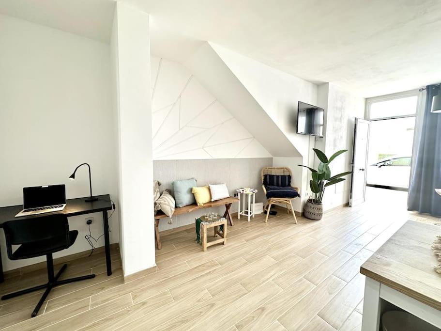 Апартаменты El Cocotero By The Sea, Desk,300Mb Fiber And Terrace El Cotillo  Экстерьер фото